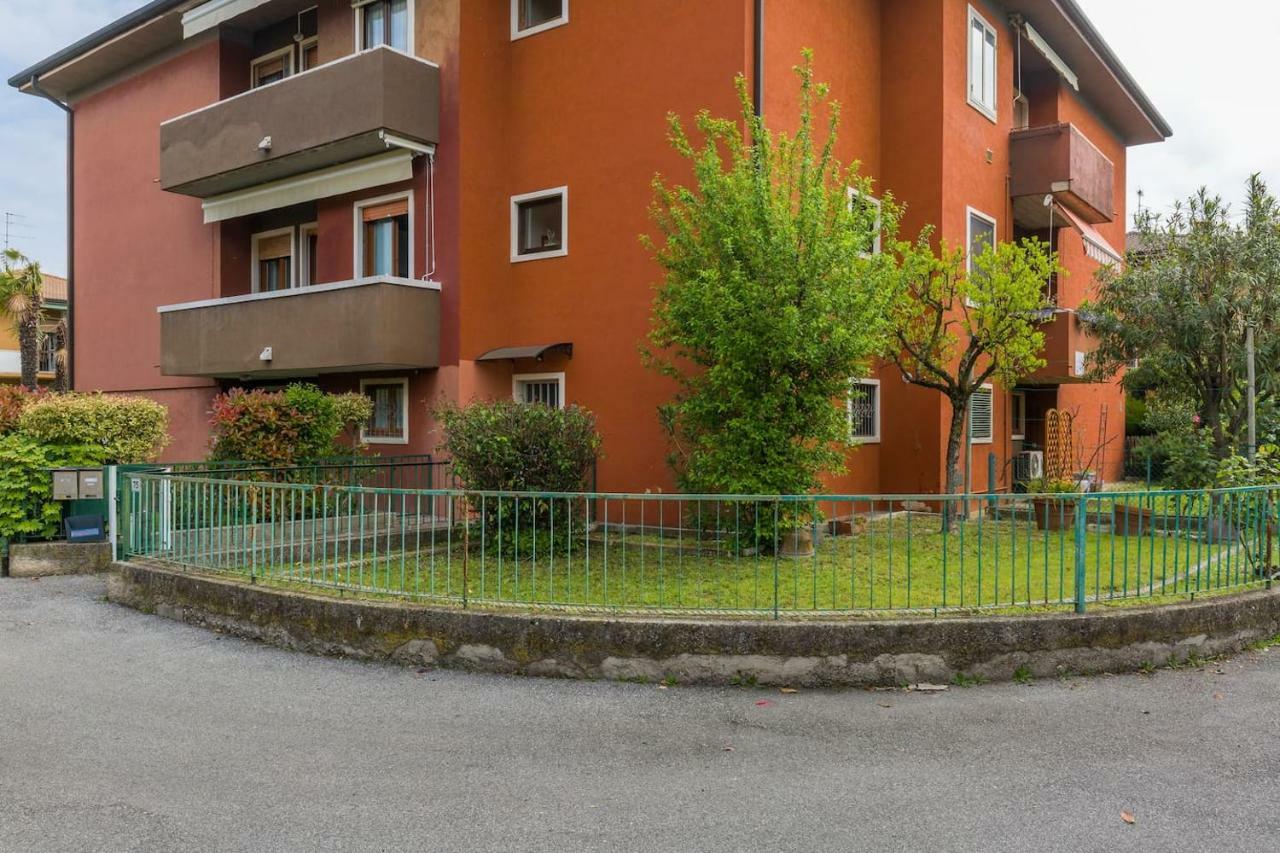 Ferienwohnung A Casa Di Giudy Desenzano del Garda Exterior foto