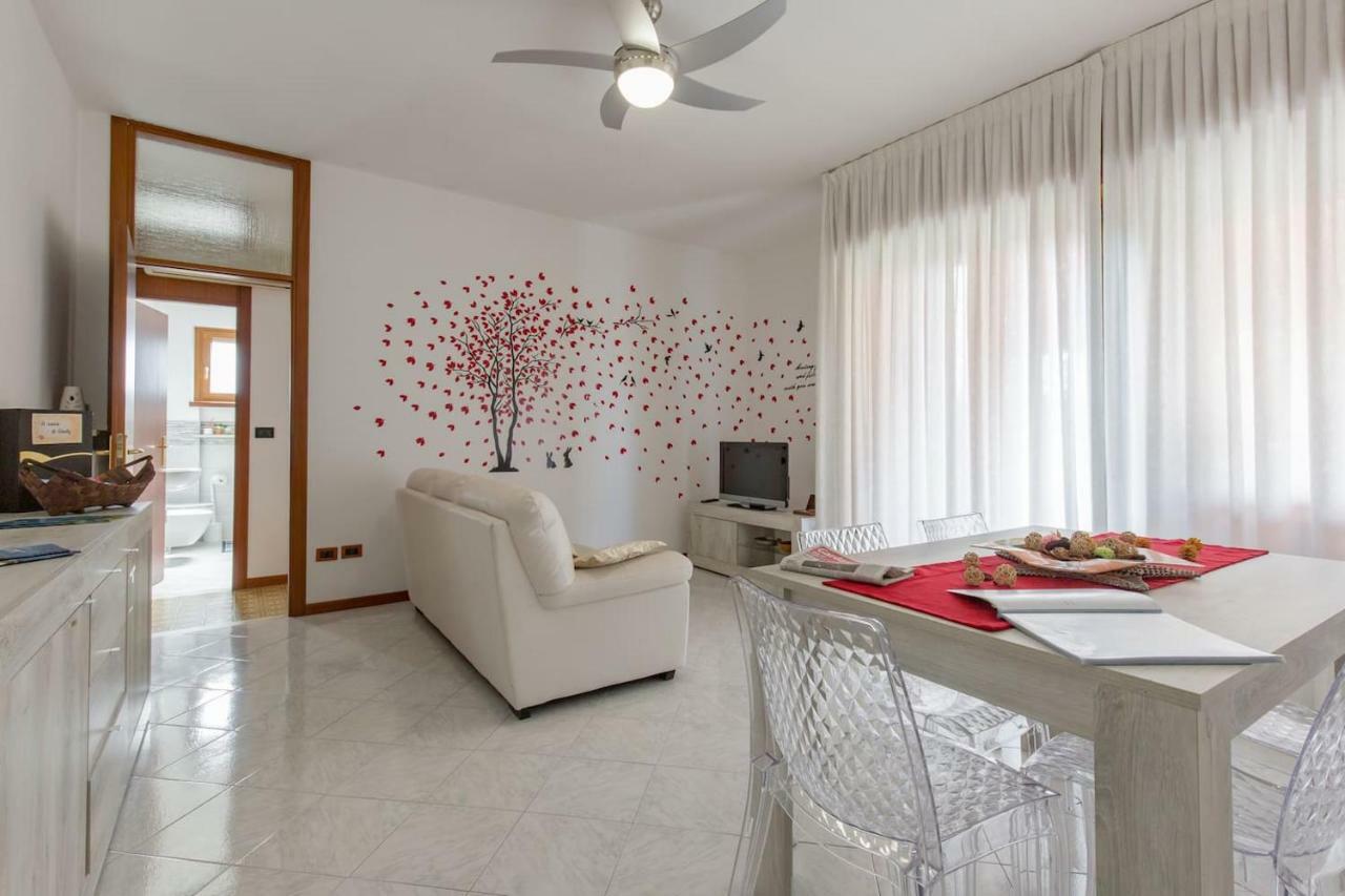 Ferienwohnung A Casa Di Giudy Desenzano del Garda Exterior foto