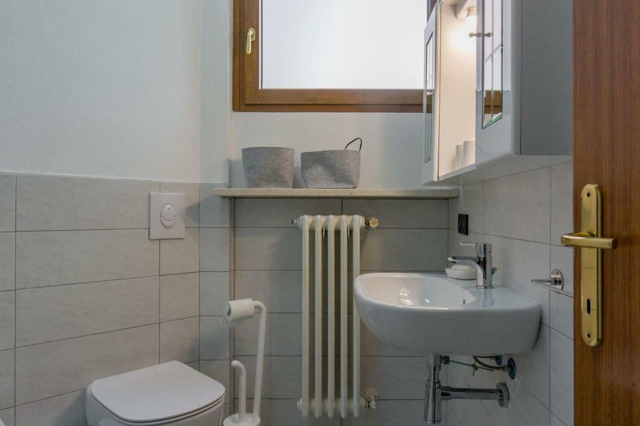 Ferienwohnung A Casa Di Giudy Desenzano del Garda Exterior foto